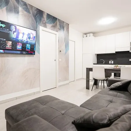 C-apartment Garda * 萨罗