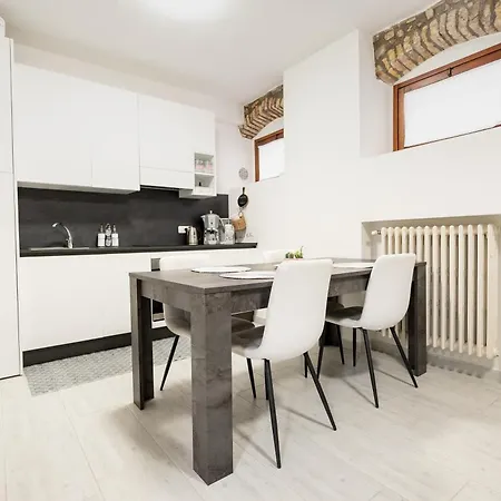 C-apartment Garda 公寓 *