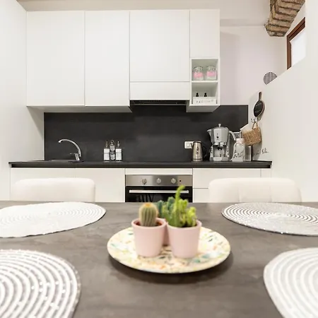 公寓 C-apartment Garda *